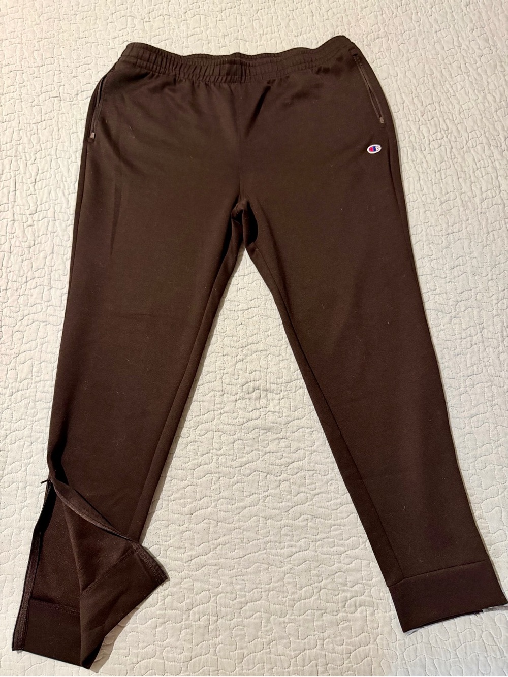 Champion Jogger Sweatpants with zipper ankle.